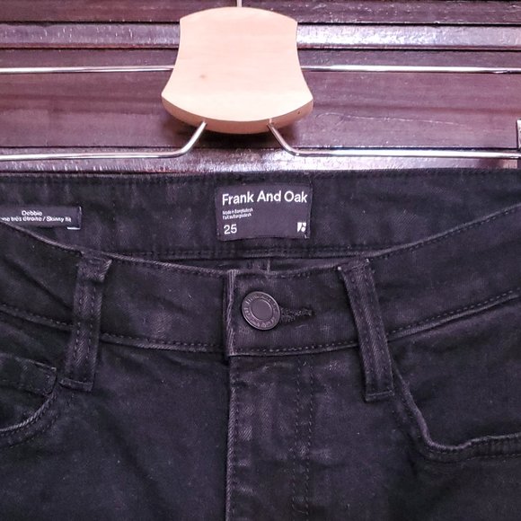 Frank & Oak Debbie skinny jeans, black - Picture 3 of 12
